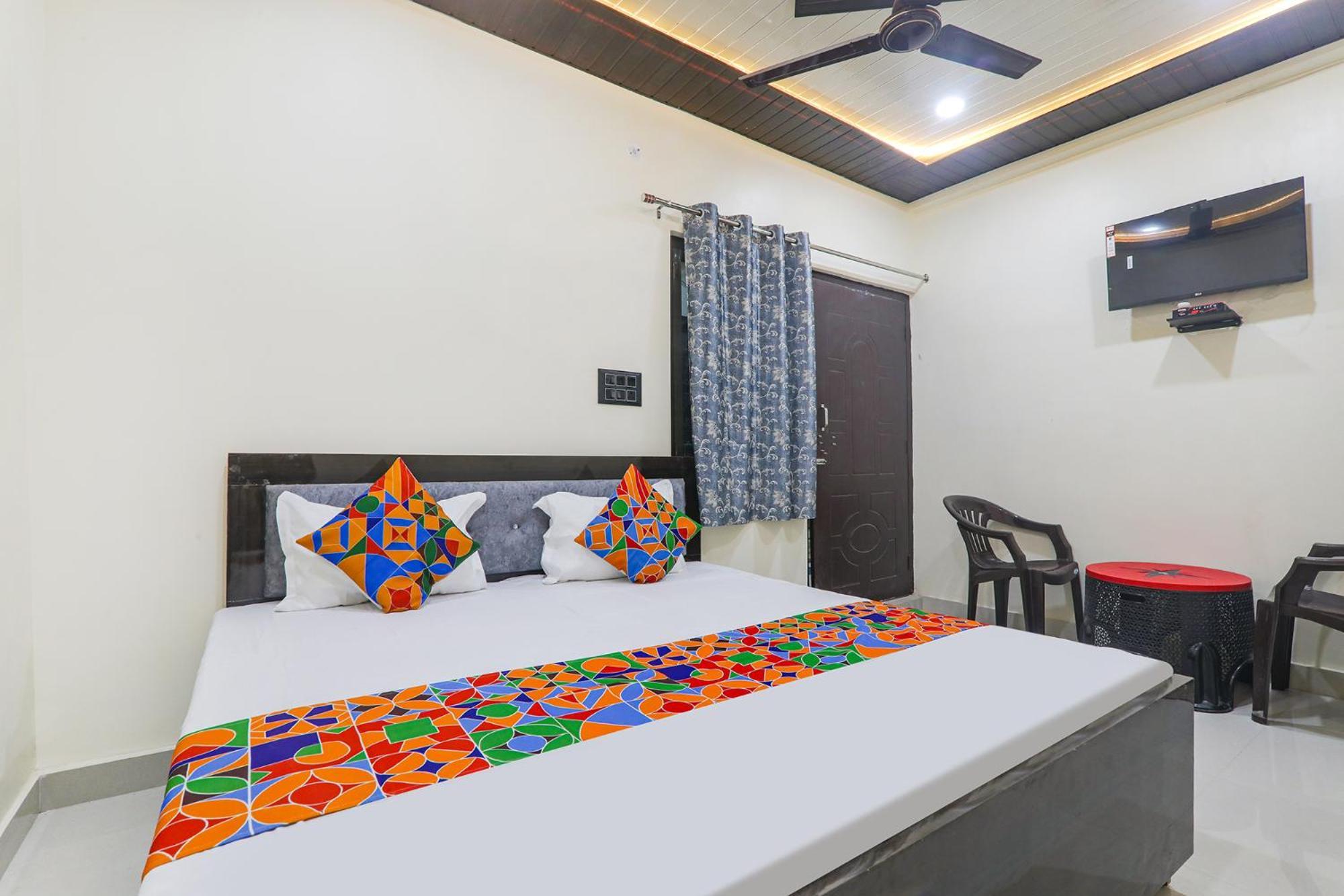 Fabexpress Awadh Inn - 400M From Shri Ram Janam Bhumi Ayodhya Exterior photo