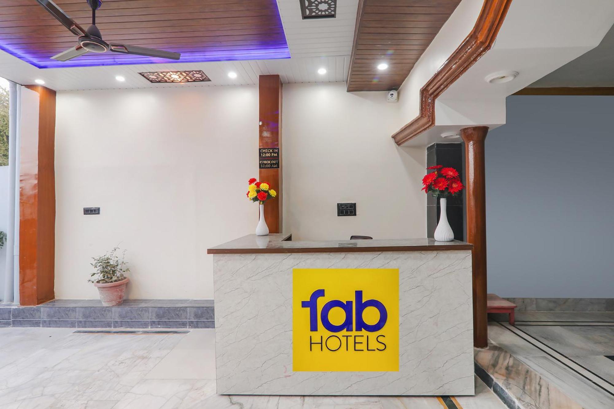 Fabexpress Awadh Inn - 400M From Shri Ram Janam Bhumi Ayodhya Exterior photo